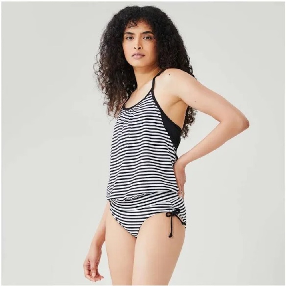 NWT Joe Fresh layered tankini swim top